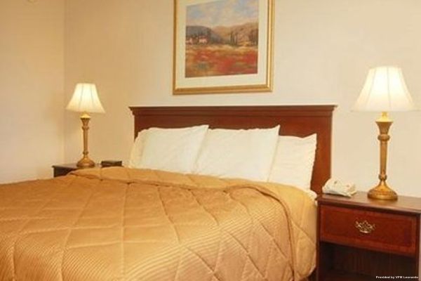 Rodeway Inn & Suites Enterprise